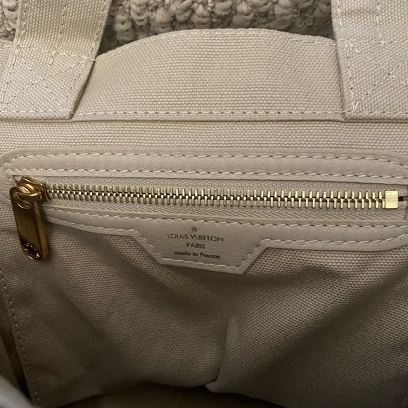 Louis Vuitton small textile LOVE tote - Picture 7 of 12